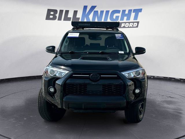 Used 2021 Toyota 4Runner Venture w/ Moonroof Package AWD/4WD image 8