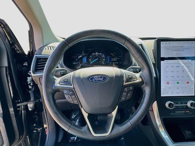 Certified 2024 Ford Edge Titanium AWD/4WD image 10