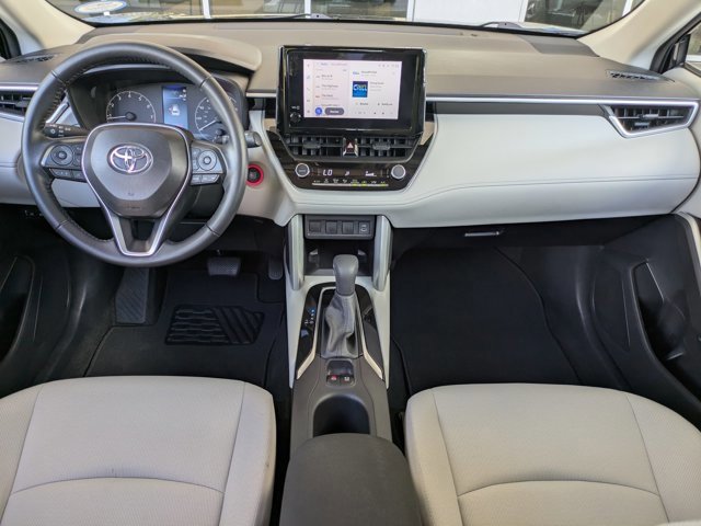 Used 2024 Toyota Corolla Cross LE w/ Moonroof Package image 13