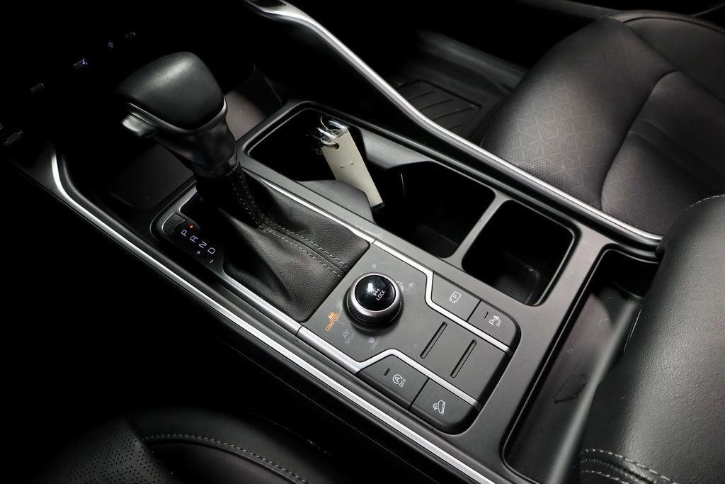 Used 2023 Kia Sorento S w/ Panoramic Sunroof Package image 38