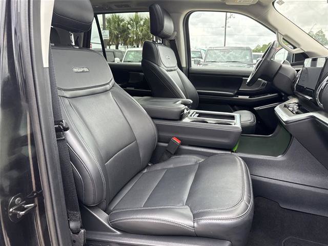 Certified 2025 Ford Expedition Platinum AWD/4WD image 21