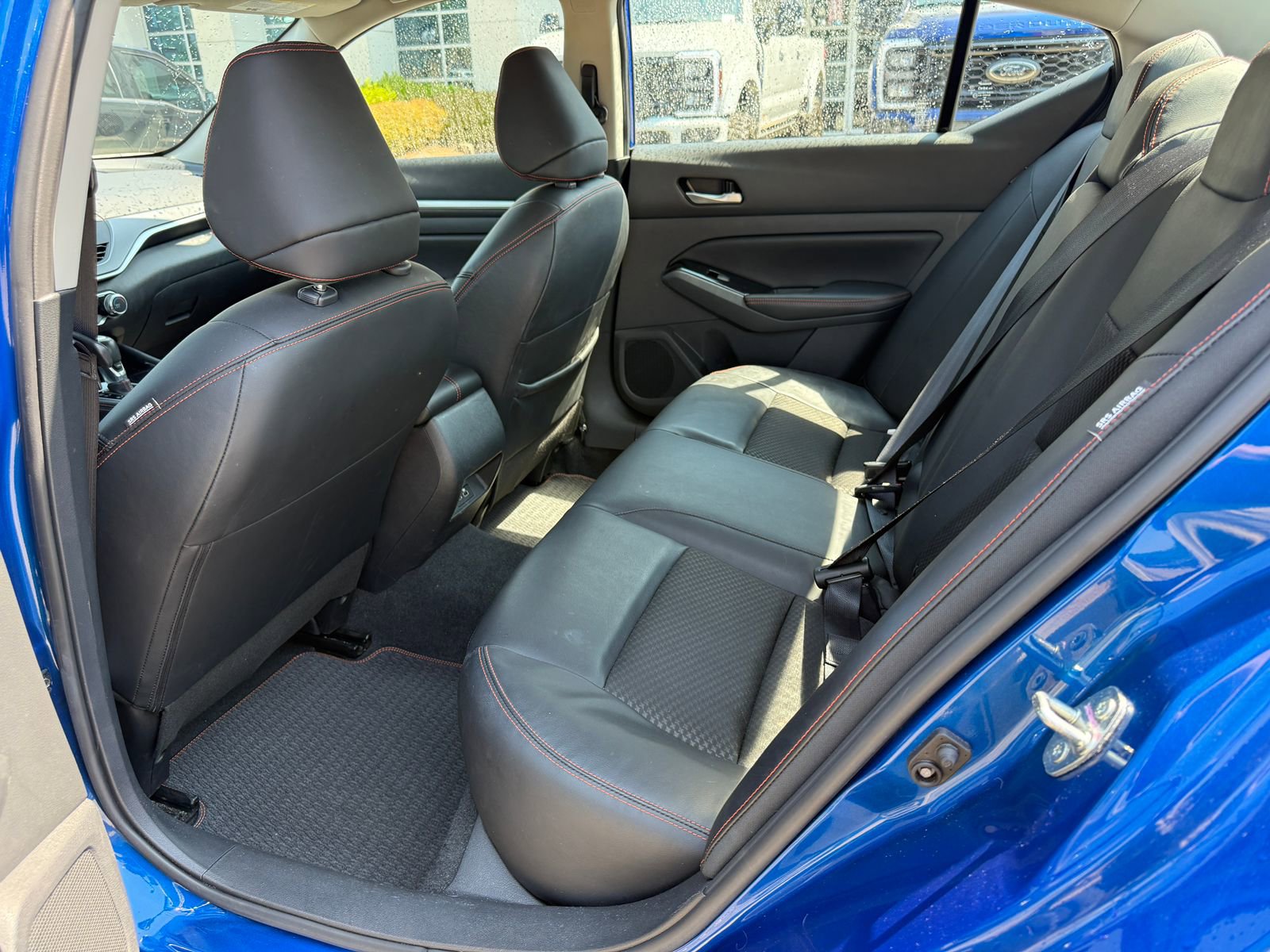 Used 2025 Nissan Altima 2.5 SR FWD image 11