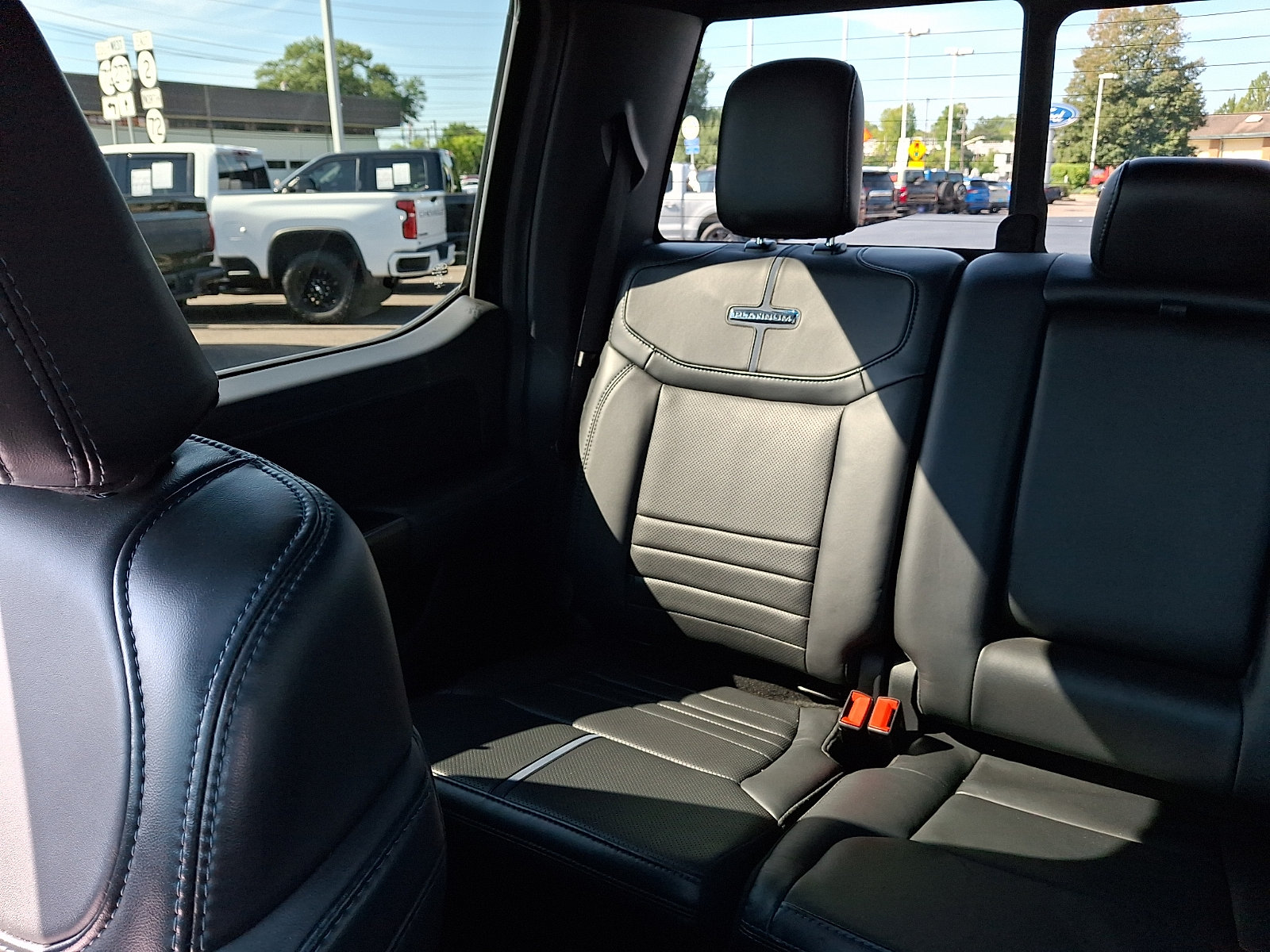 Certified 2024 Ford F150 Platinum w/ Equipment Group 702A High AWD/4WD image 18
