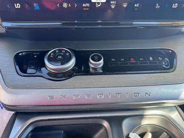 Certified 2025 Ford Expedition Max Platinum AWD/4WD image 35