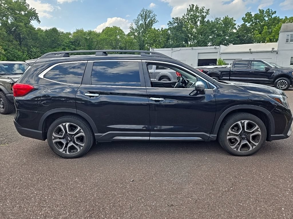 Used 2023 Subaru Ascent Touring AWD/4WD image 8