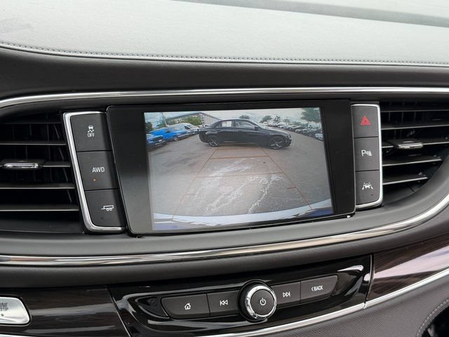 Used 2018 Buick Enclave Premium w/ Trailering Package AWD/4WD image 23