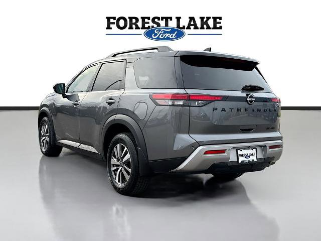 Used 2023 Nissan Pathfinder SL w/ Black Appearance Package AWD/4WD image 5