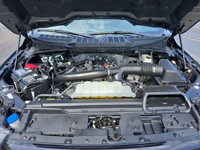Certified 2025 Ford F150 Lariat w/ Bed Utility Package AWD/4WD image 32