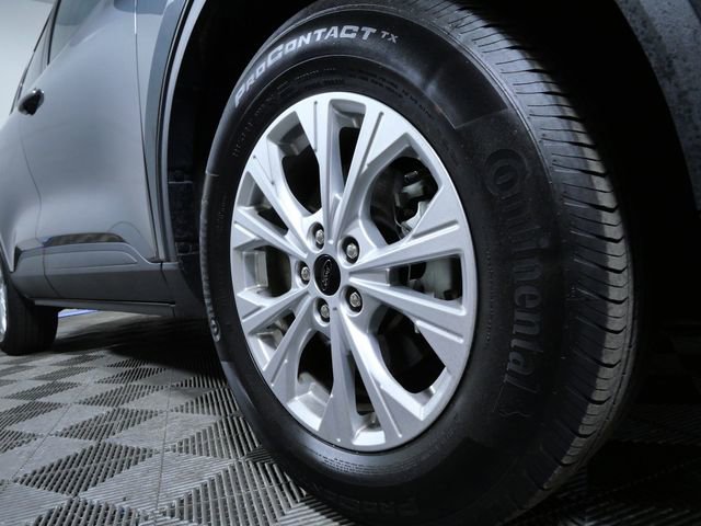 Certified 2025 Ford Escape Active AWD/4WD image 2