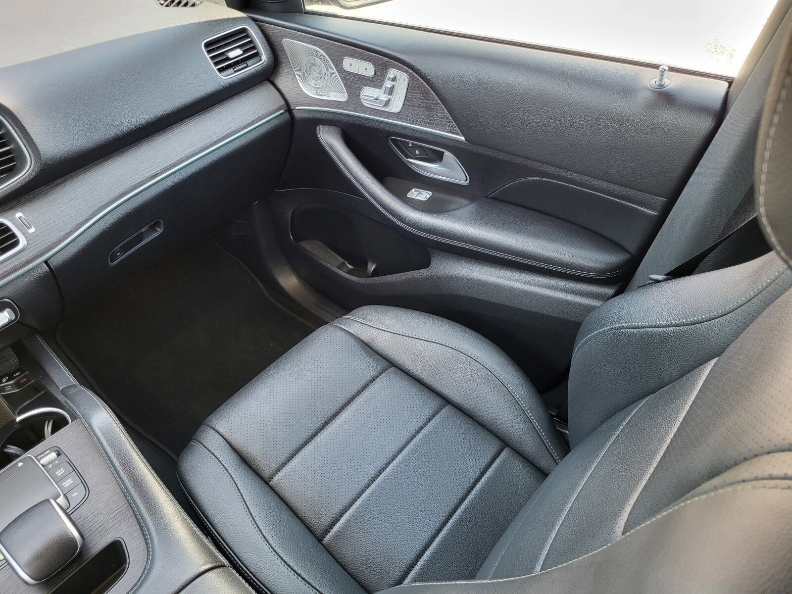 Used 2022 BMW X3 sDrive30i w/ Convenience Package image 16