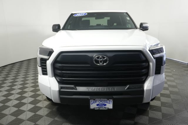 Used 2025 Toyota Tundra SR5 w/ SR5 Premium Package AWD/4WD image 8