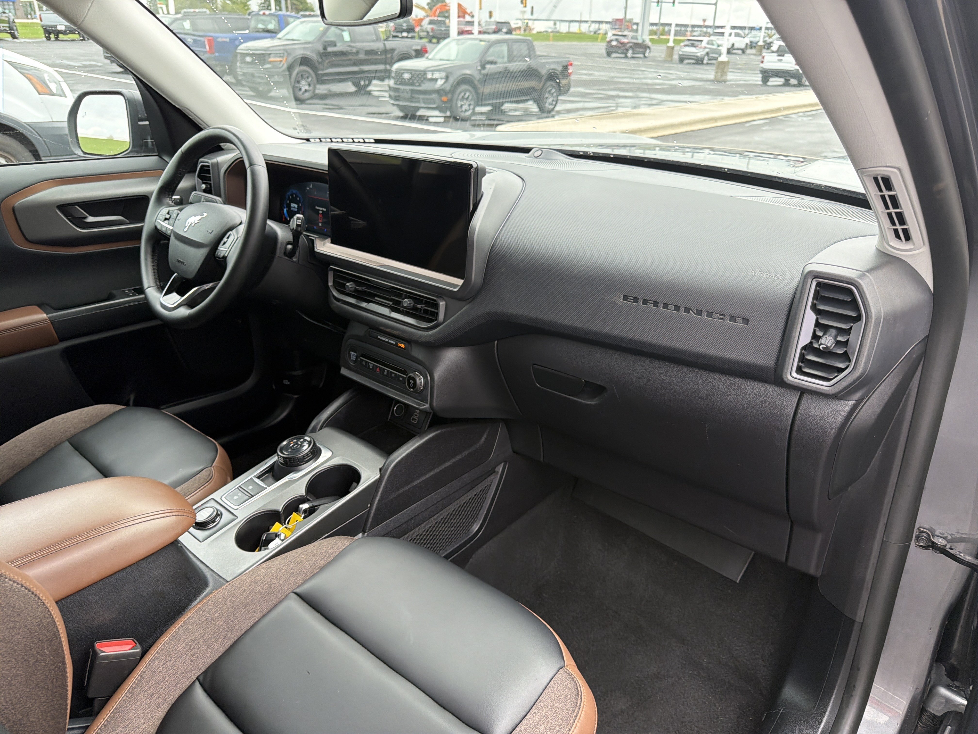 Certified 2025 Ford Bronco Sport Outer Banks w/ Outer Banks Tech Package+ AWD/4WD image 42