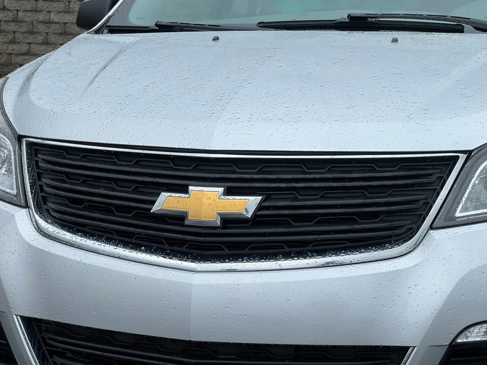 Used 2017 Chevrolet Traverse LS FWD image 30