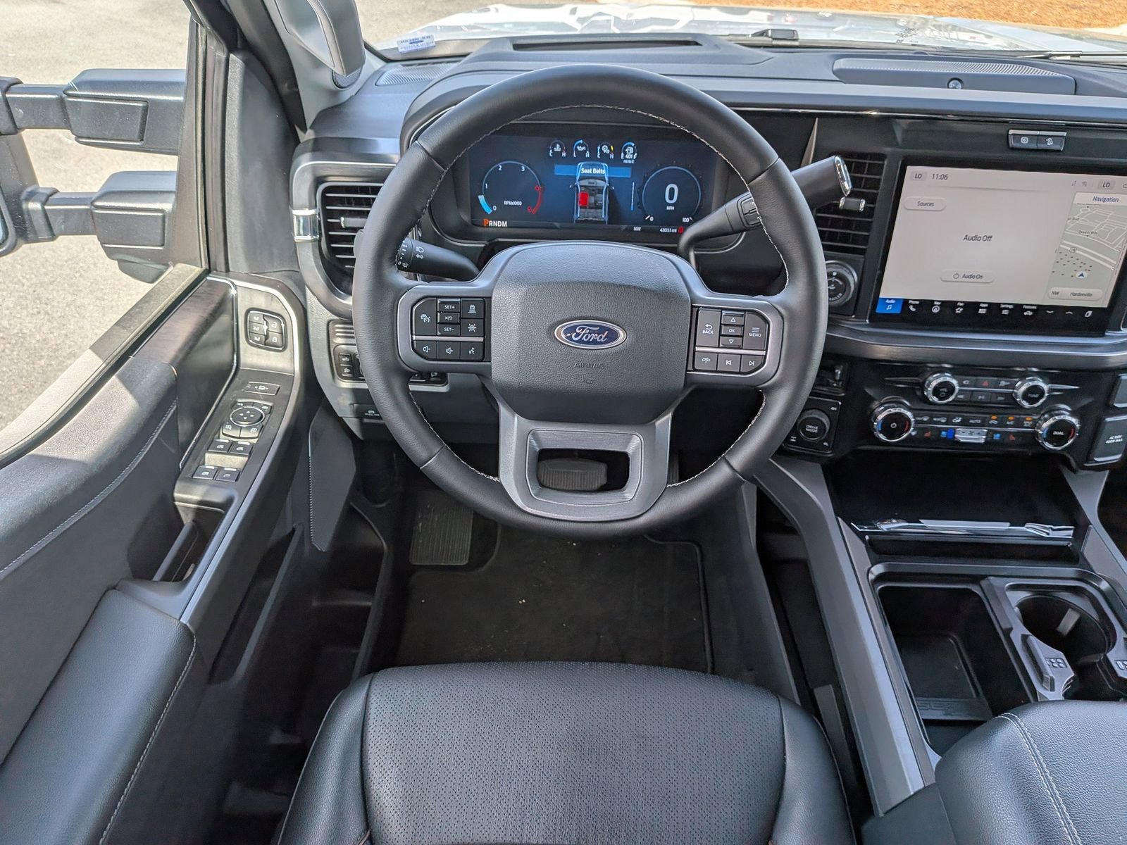 Certified 2026 Ford F250 Lariat w/ Black Appearance Package image 17