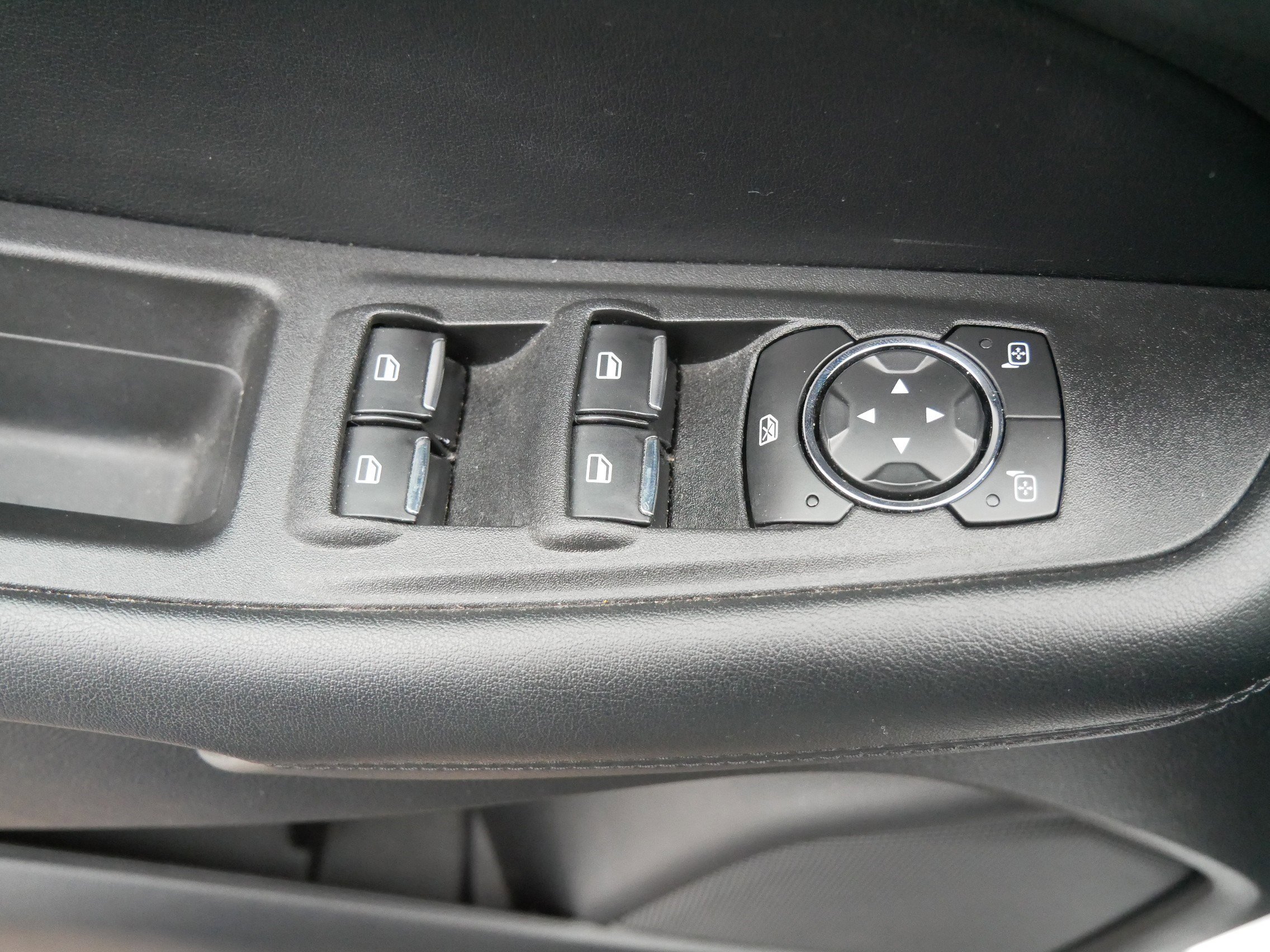 Certified 2022 Ford Edge SEL image 20