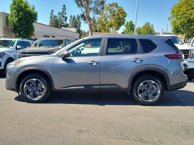 Used 2024 Nissan Rogue SV FWD image 27