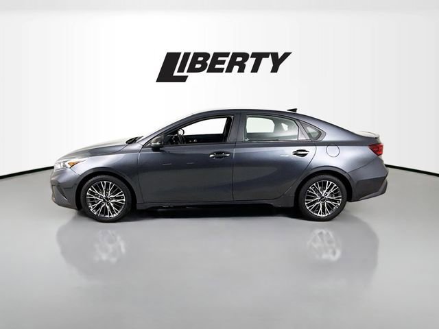 Used 2022 Kia Forte GT-Line w/ GT-Line Technology Package image 2