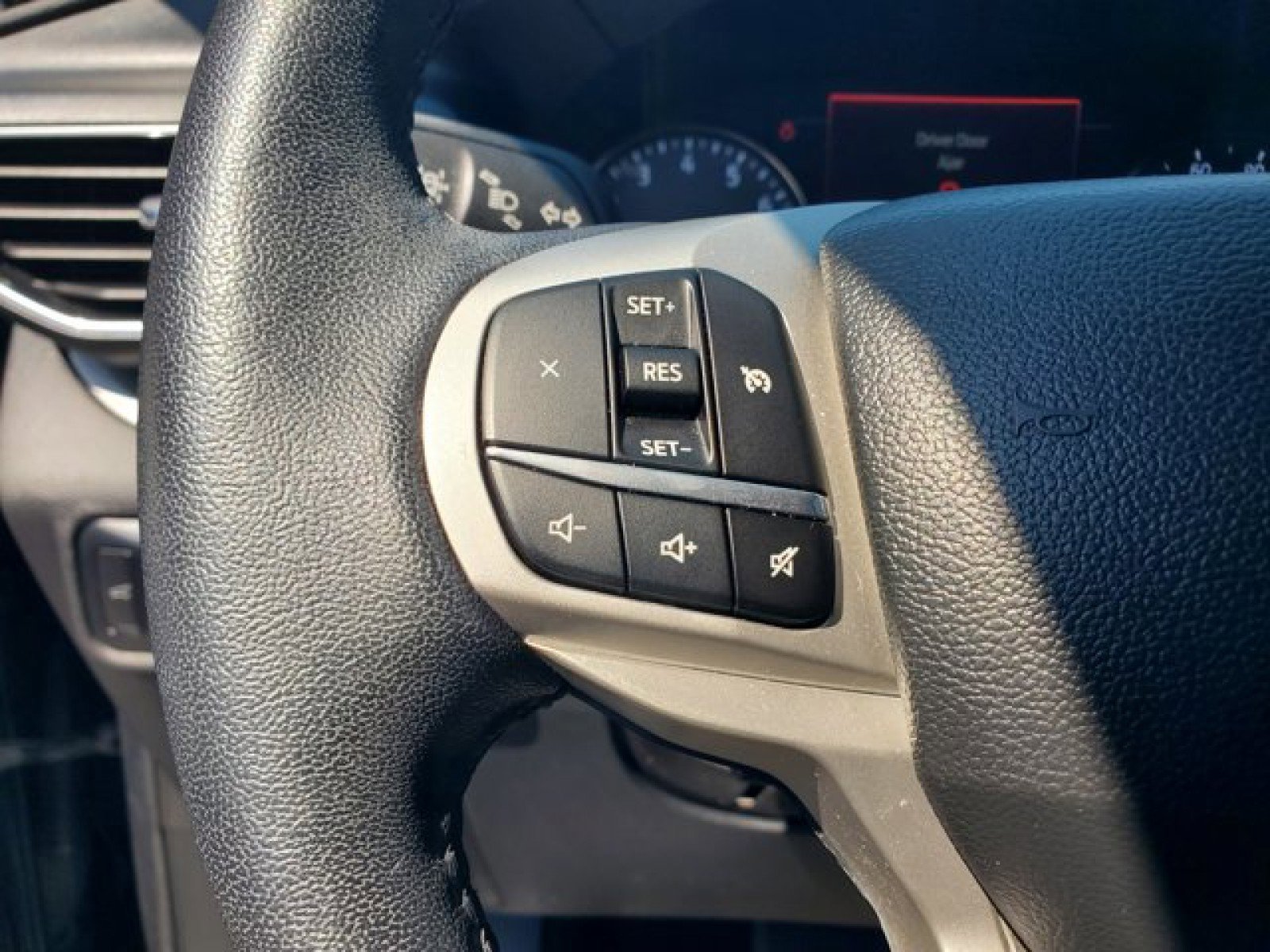 Certified 2023 Ford Explorer XLT w/ Equipment Group 202A image 18