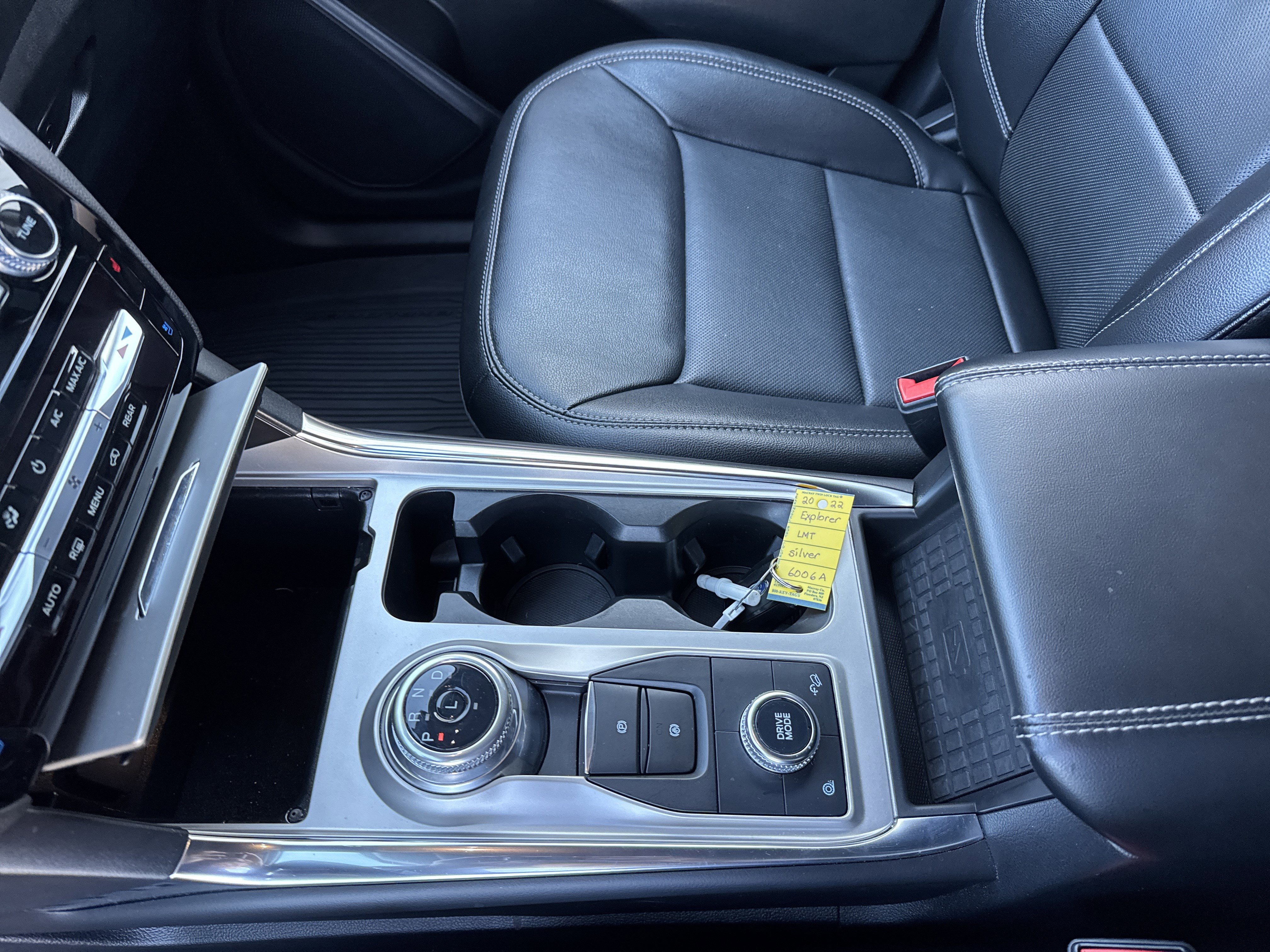 Certified 2022 Ford Explorer Limited image 39