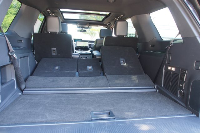 Certified 2025 Ford Expedition Platinum w/ Stealth Performance Package AWD/4WD image 20