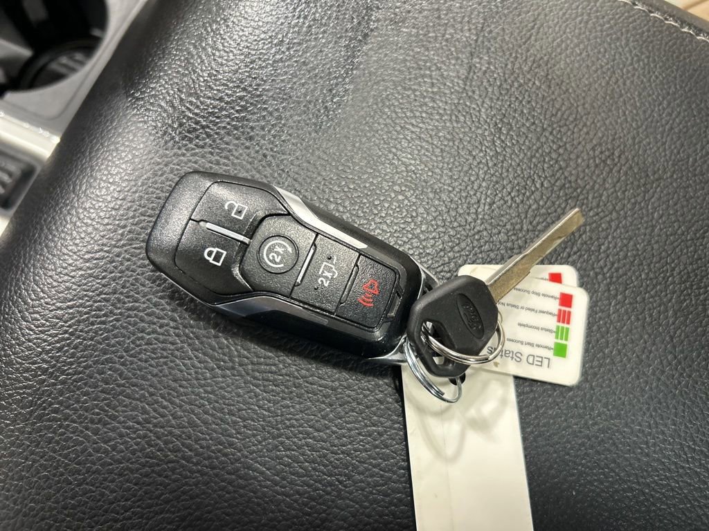 Certified 2017 Ford F150 Lariat w/ Equipment Group 502A Luxury image 24