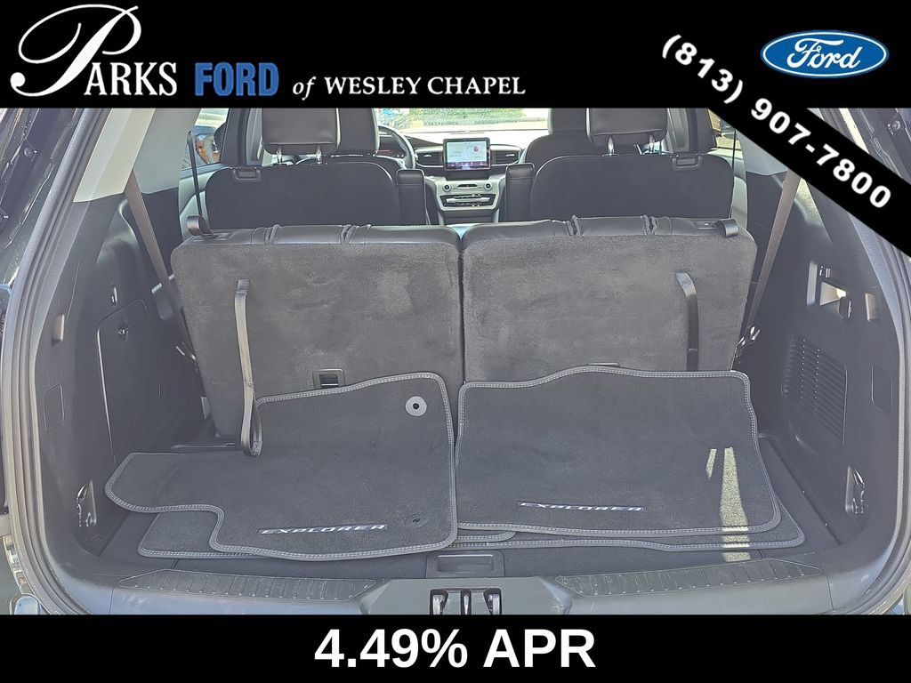 Certified 2022 Ford Explorer XLT w/ Equipment Group 202A AWD/4WD image 9