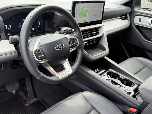 Certified 2025 Ford Explorer Active w/ Active Comfort Package AWD/4WD image 19