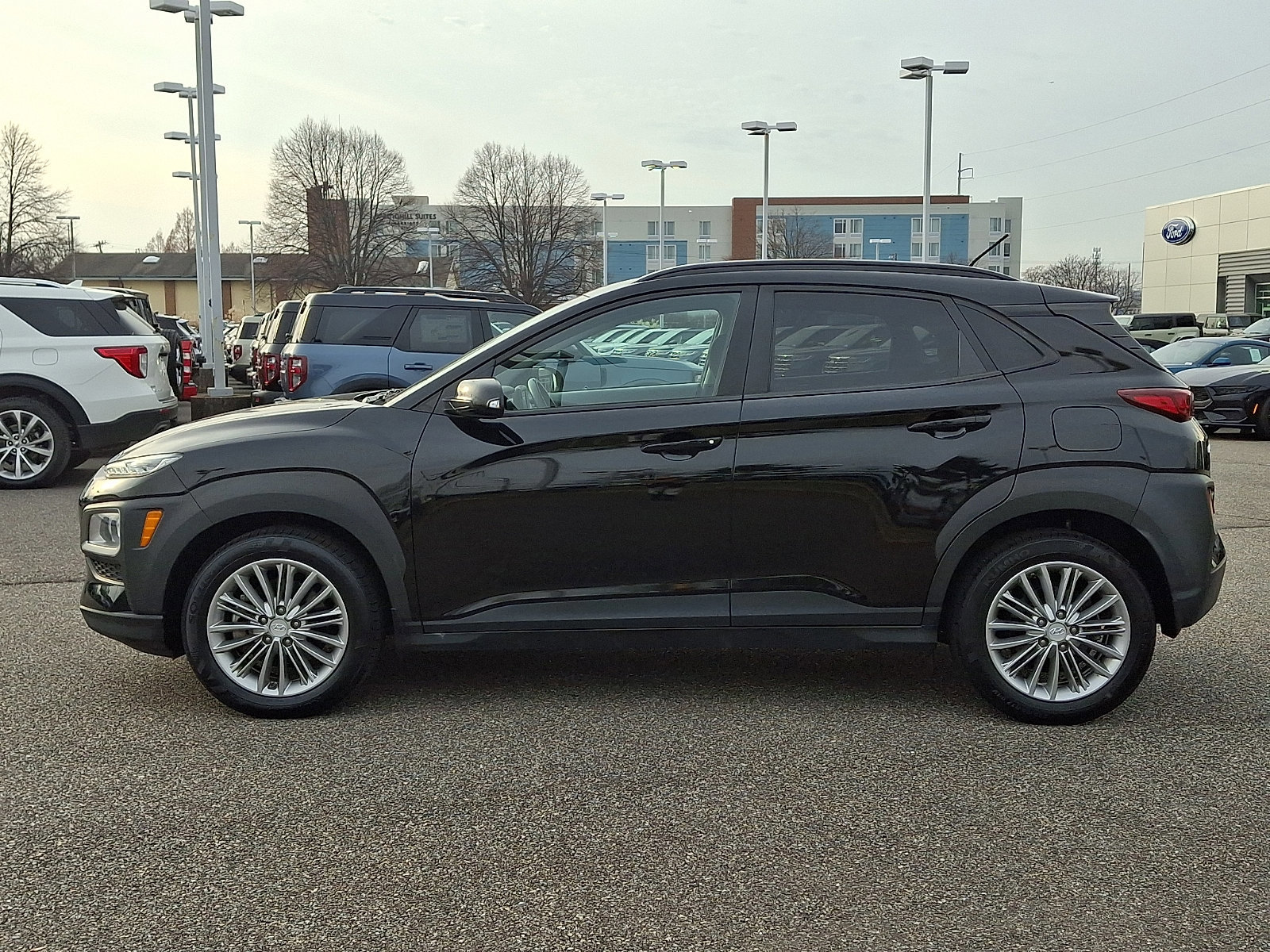 Used 2020 Hyundai Kona SEL image 3
