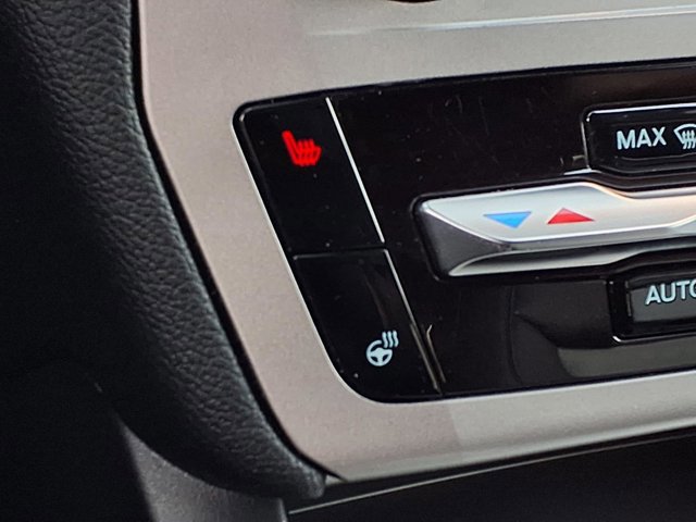 Certified 2023 Ford Explorer XLT w/ Equipment Group 202A image 5