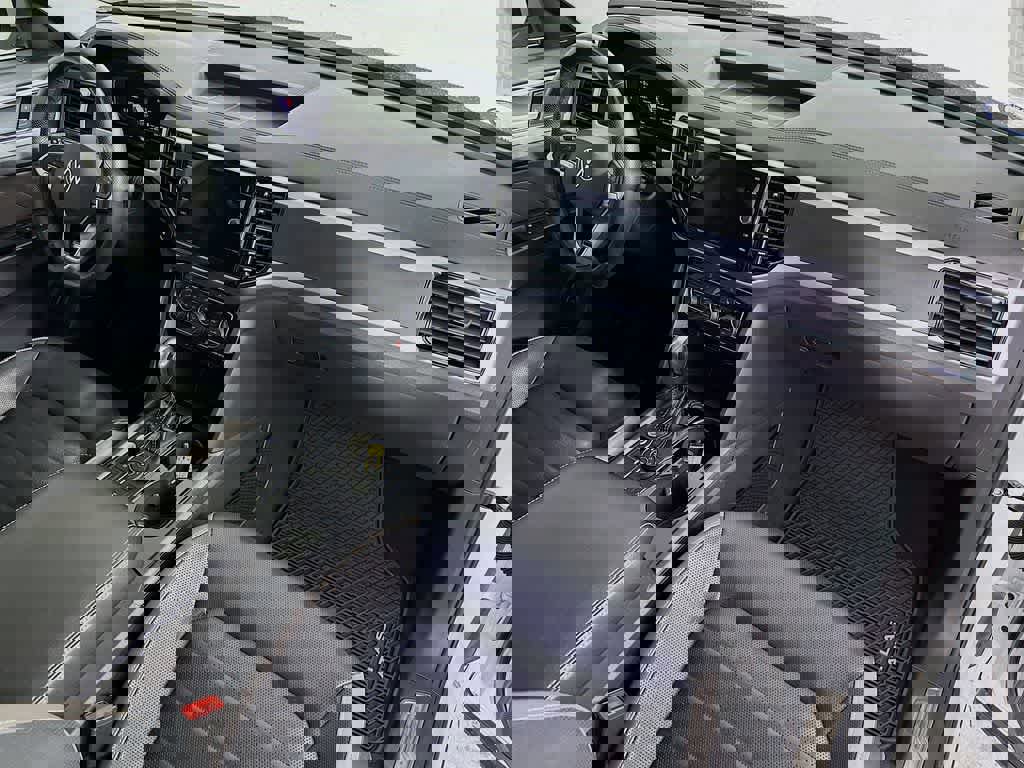 Used 2022 Volkswagen Atlas SEL Premium image 34