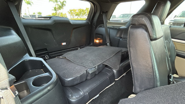 Certified 2017 Ford Explorer FWD image 14