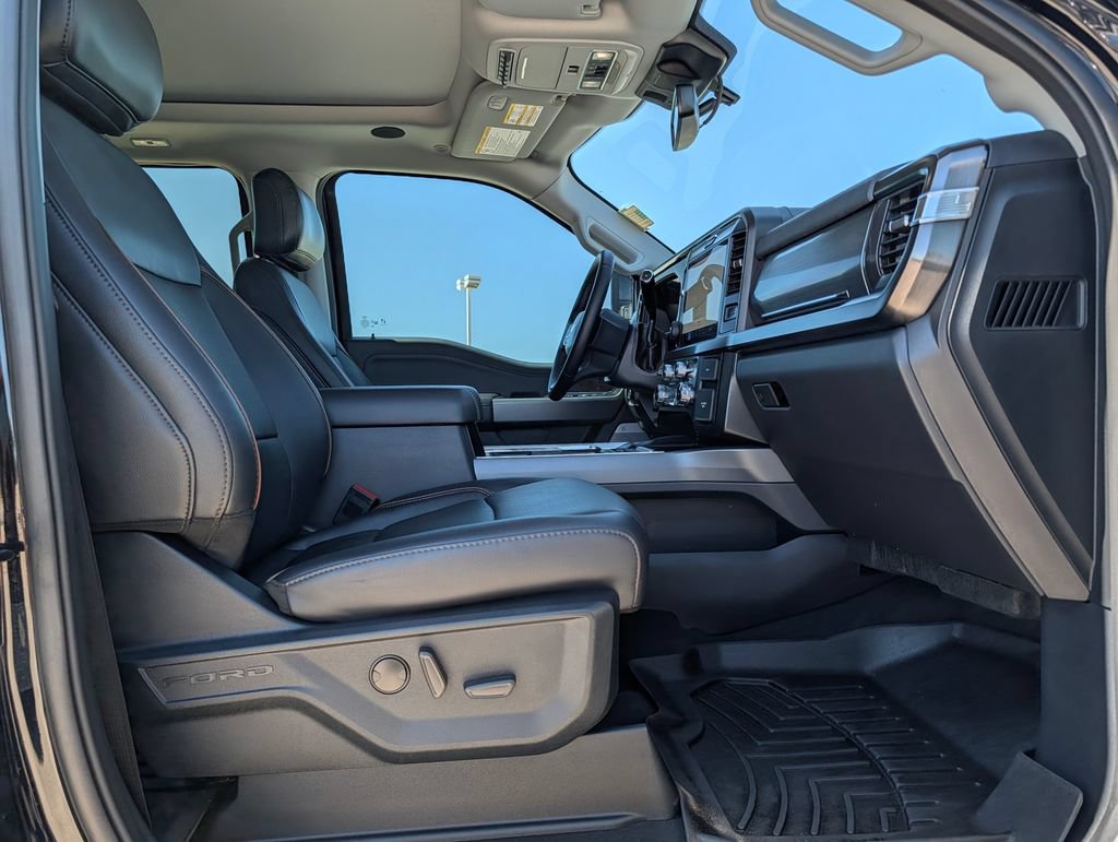 Certified 2025 Ford F250 4x4 Crew Cab Super Duty image 12