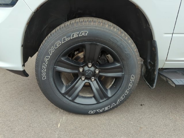Used 2018 RAM 1500 Sport w/ Convenience Group AWD/4WD image 10