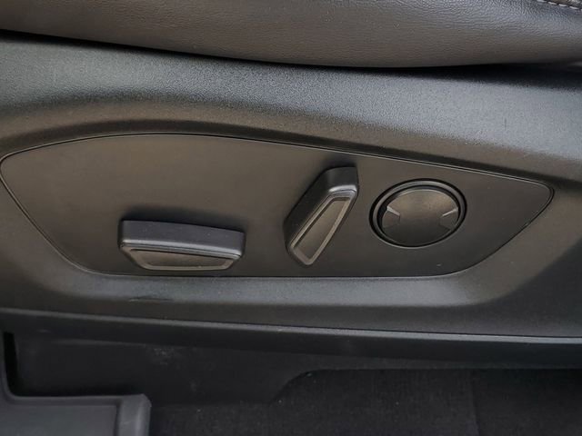 Certified 2022 Ford Explorer XLT w/ Equipment Group 202A image 11