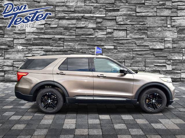 Certified 2021 Ford Explorer XLT AWD/4WD image 2
