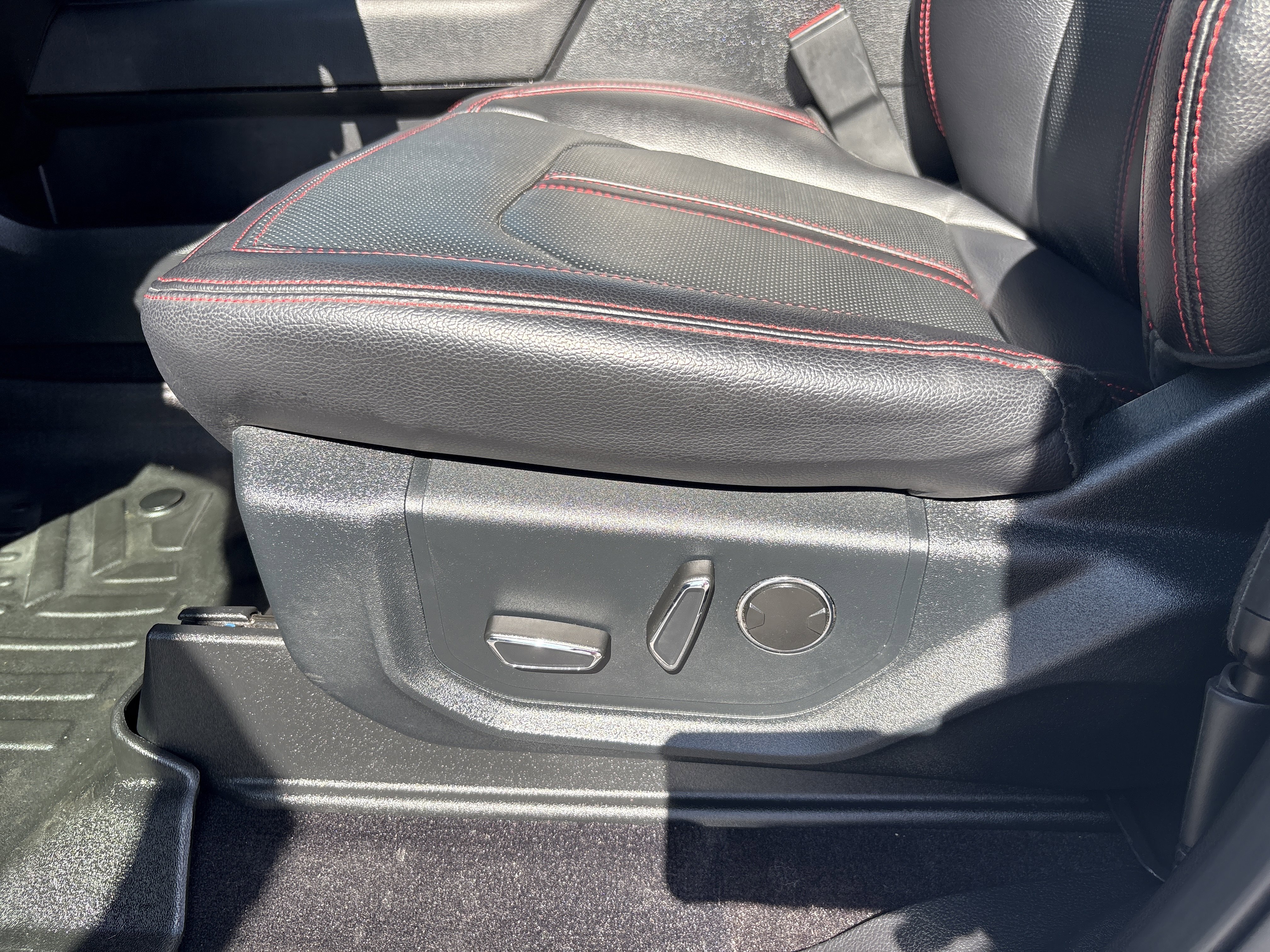 Certified 2021 Ford Expedition Limited AWD/4WD image 20