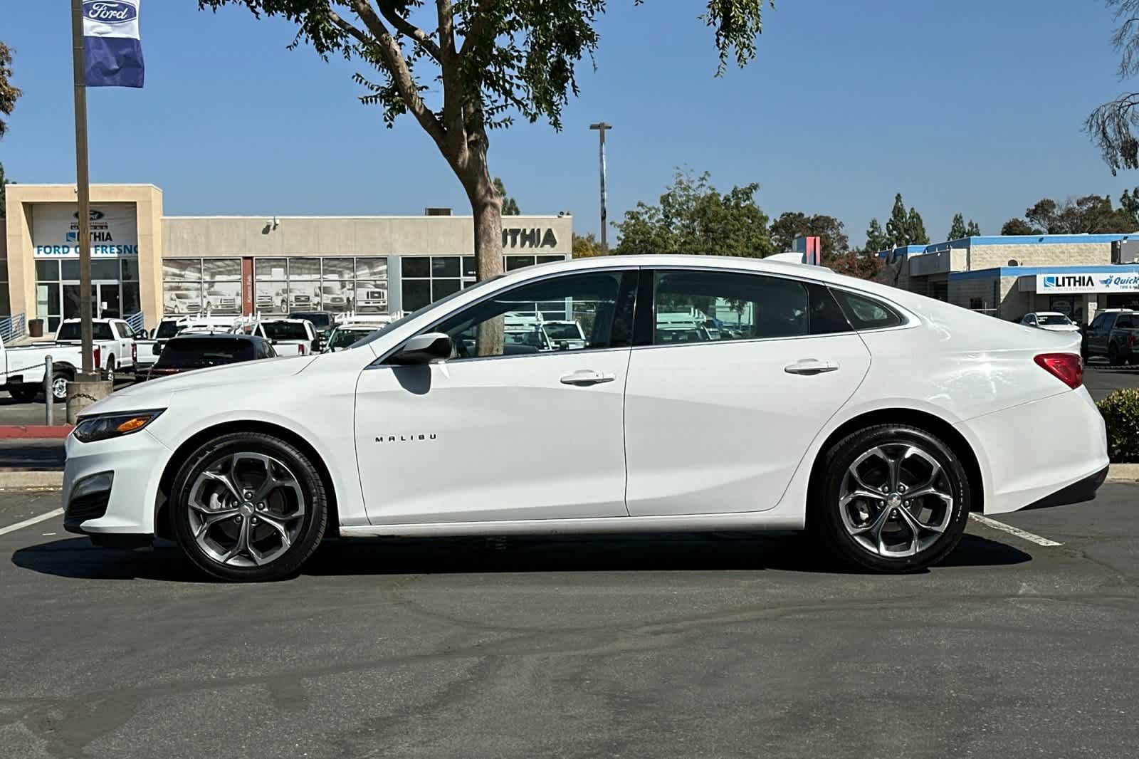 Used 2024 Chevrolet Malibu LT FWD image 6