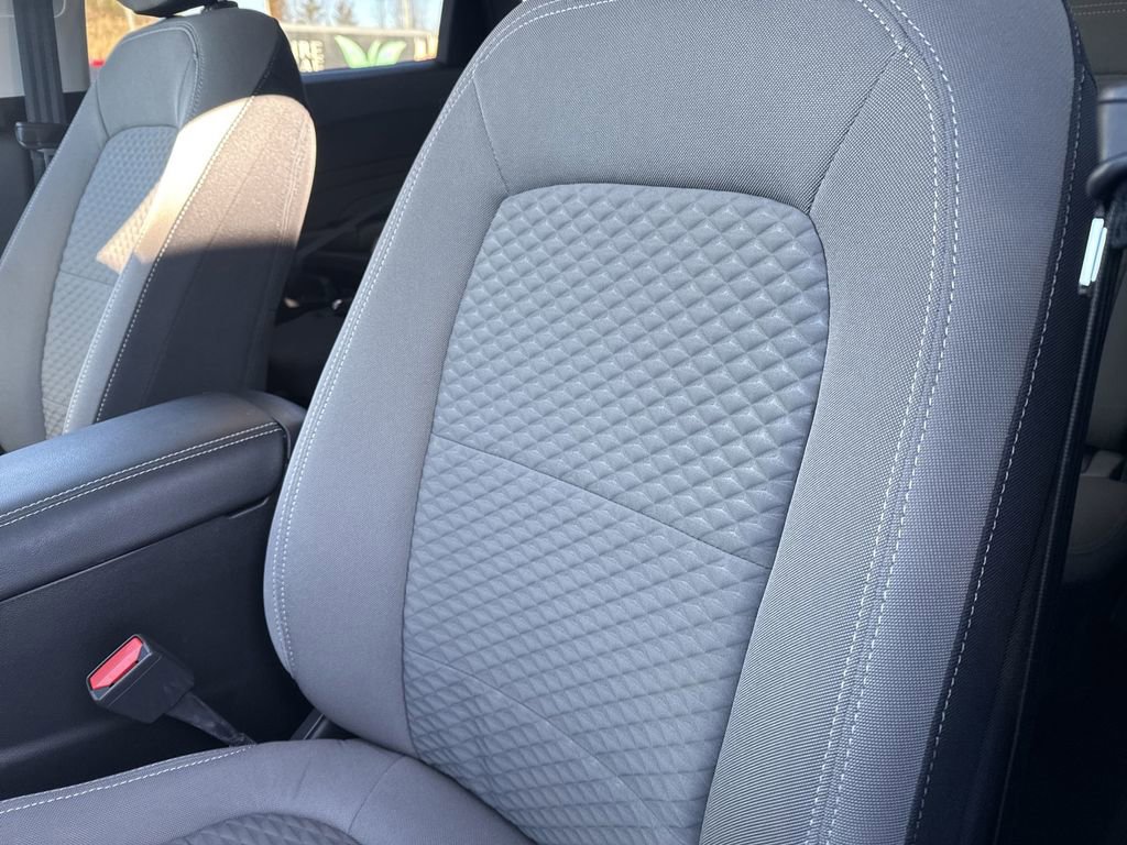 Certified 2022 Ford Escape SE image 9