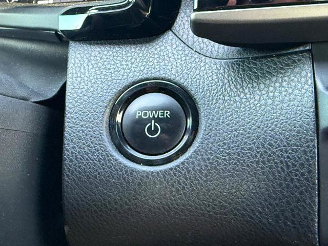 Used 2025 Toyota Camry XSE FWD image 17