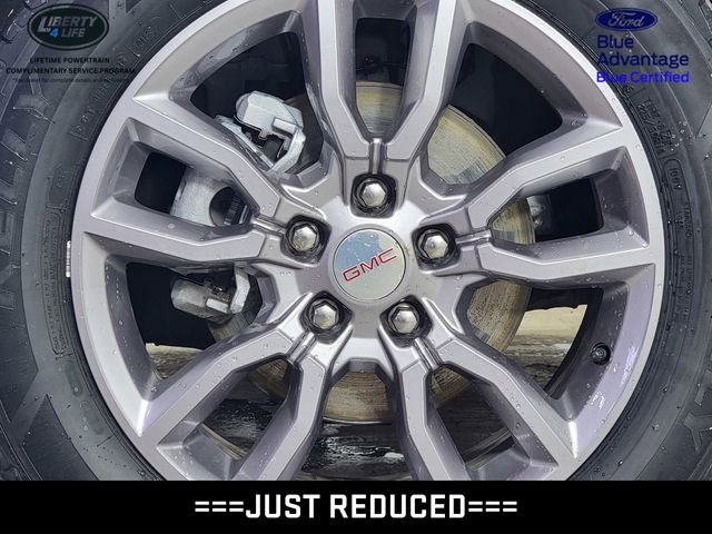 Used 2022 GMC Terrain SLT w/ Infotainment Package II AWD/4WD image 10