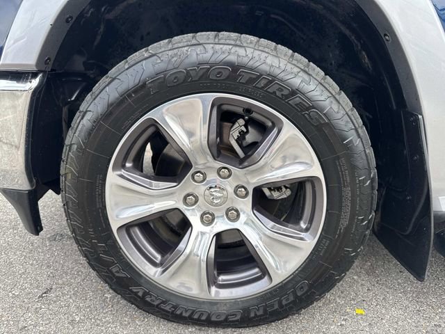 Used 2021 RAM 1500 Laramie AWD/4WD image 9