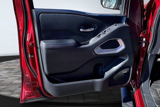 Used 2024 Nissan Frontier SV w/ SV Convenience Package image 27