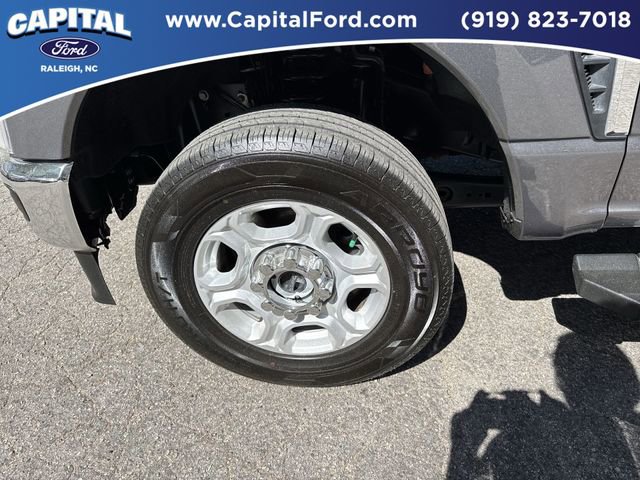 Certified 2025 Ford F250 XLT AWD/4WD image 13