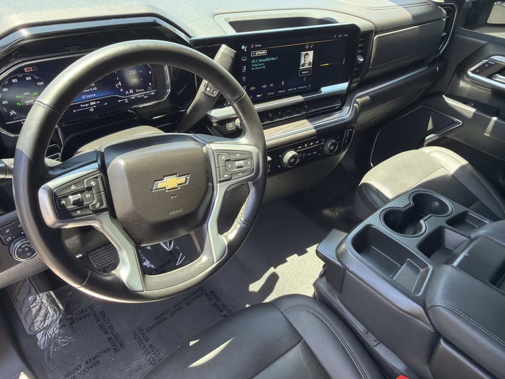 Used 2024 Chevrolet Silverado 2500 LTZ AWD/4WD image 8