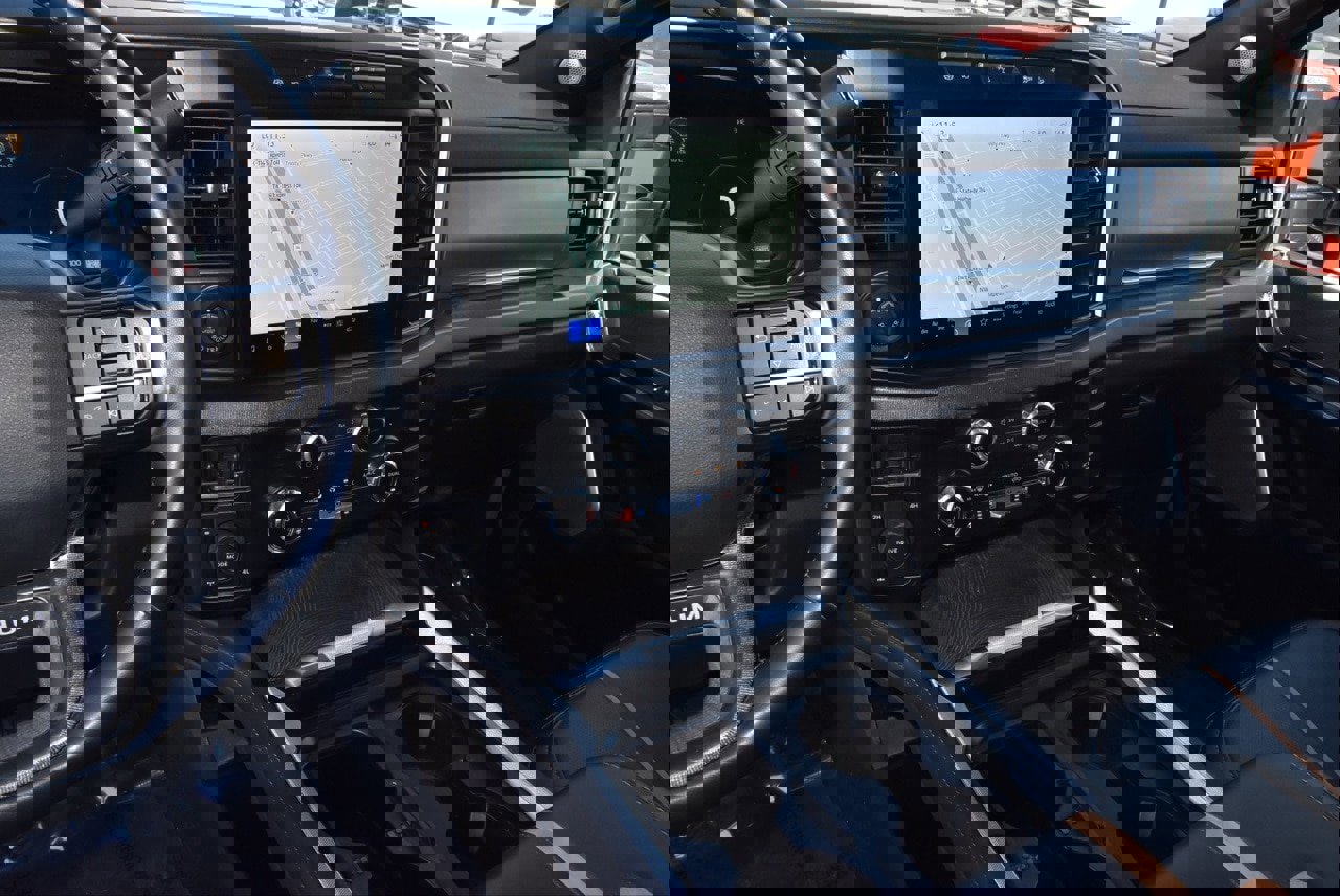 Certified 2024 Ford F250 Platinum w/ FX4 Off-Road Package image 27