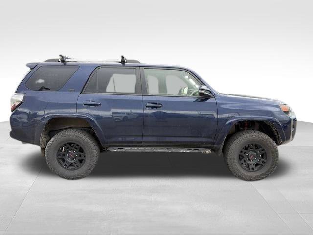 Used 2020 Toyota 4Runner 4WD image 10