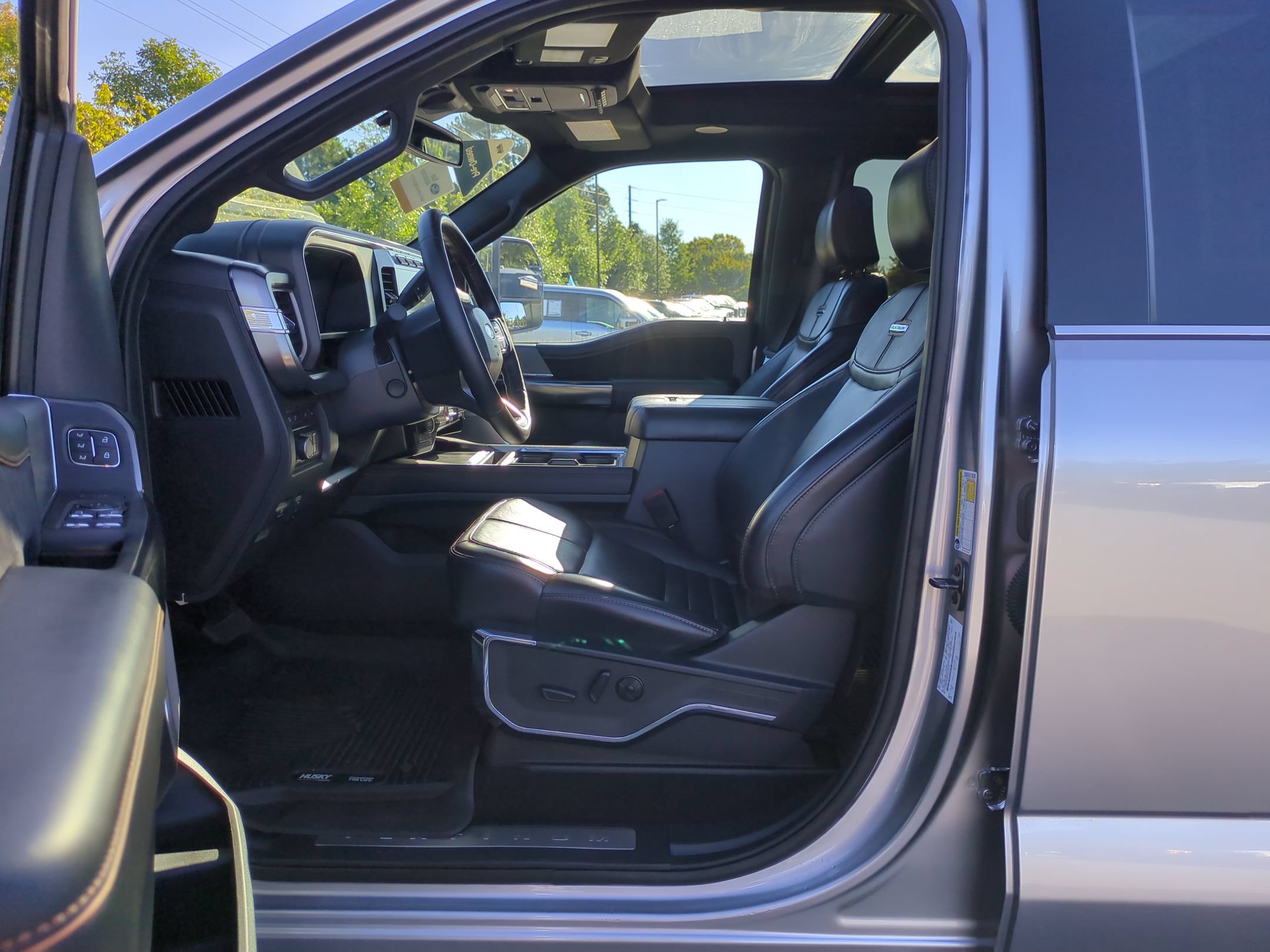 Certified 2024 Ford F250 4x4 Crew Cab Super Duty image 13