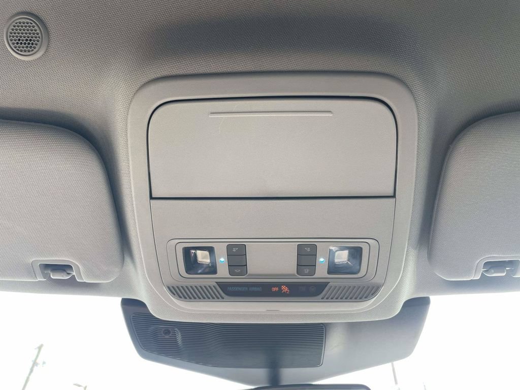 Certified 2023 Ford Explorer XLT RWD image 28