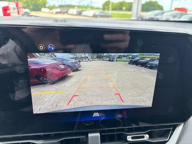 Used 2026 Chevrolet Equinox LT w/ Convenience Package II FWD image 21