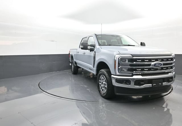 Certified 2026 Ford F250 Lariat w/ FX4 Off-Road Package AWD/4WD image 2
